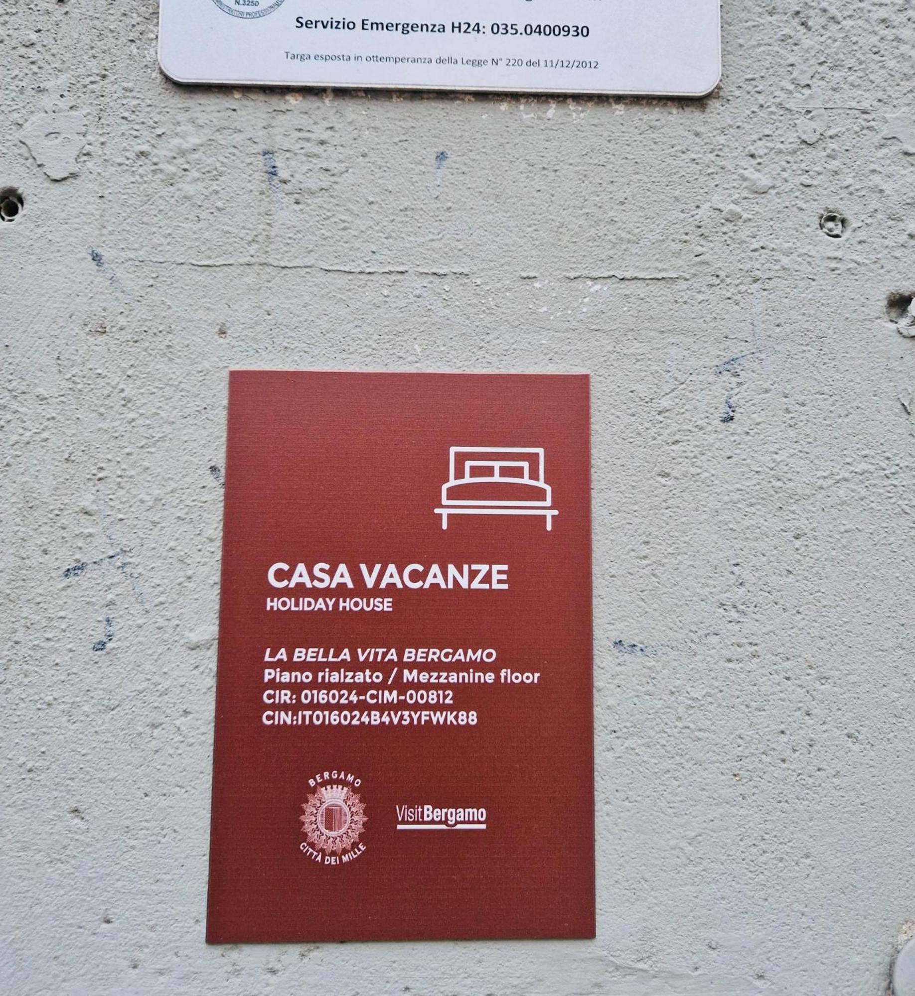 La Bella Vita Bergamo With Free Private Parking Exterior photo